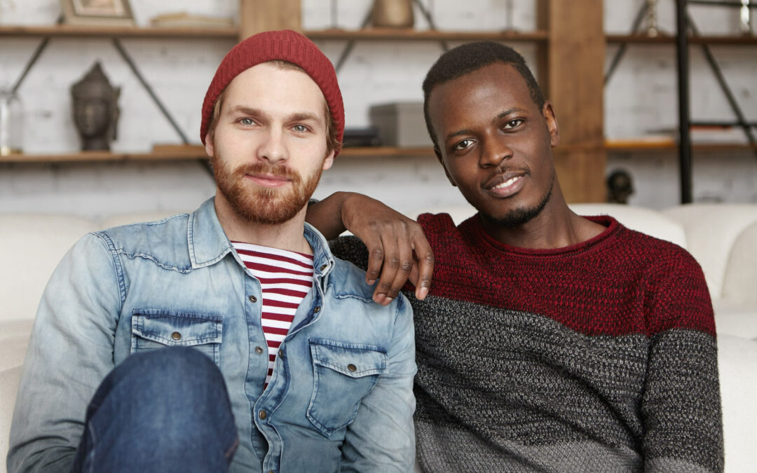 Comment préparer son coming-out : conseils pratiques et ressources au Mans